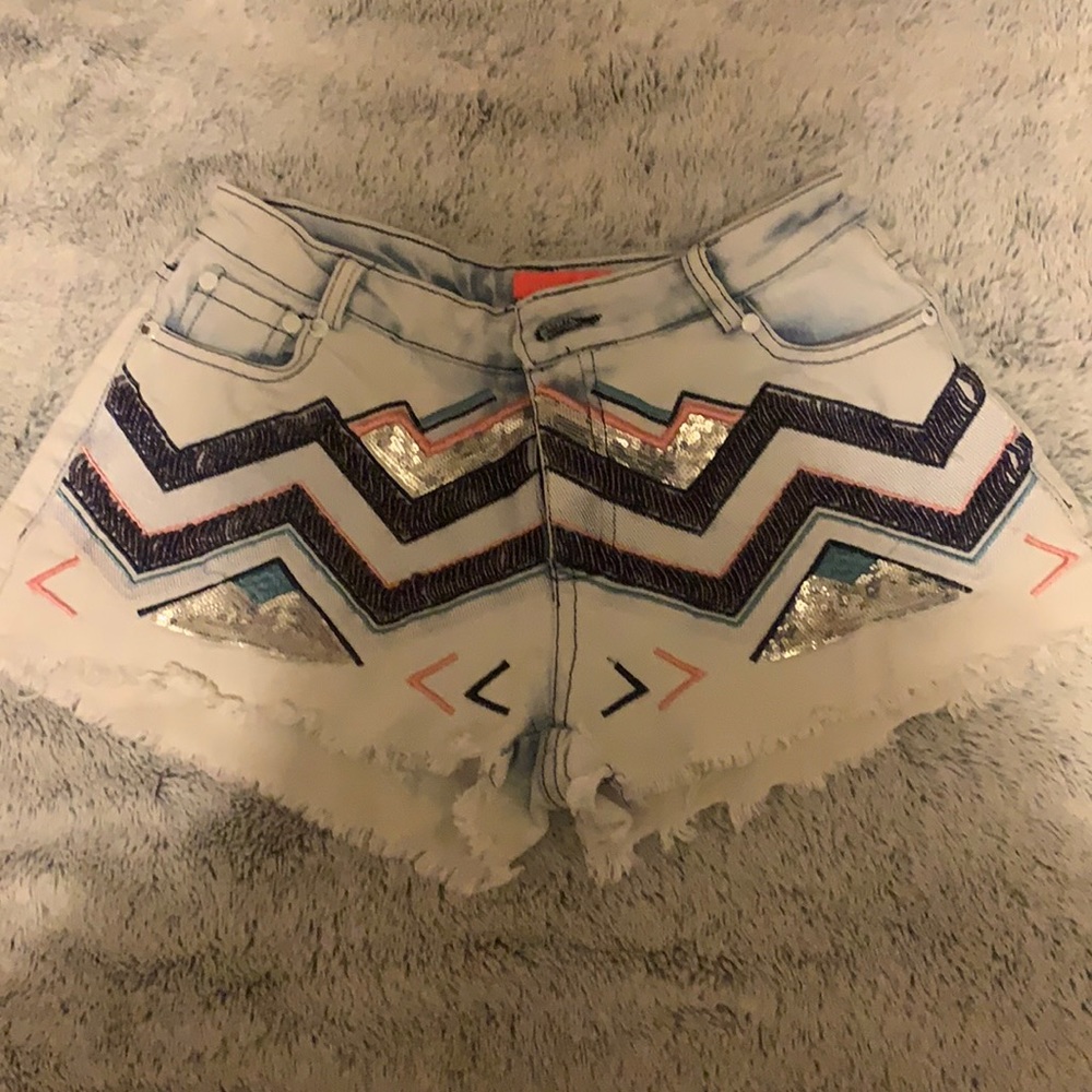 light wash women jeans with beads